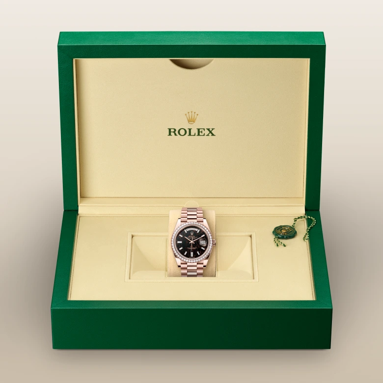 ロレックス デイデイト 40 18 ct エバーローズゴールド